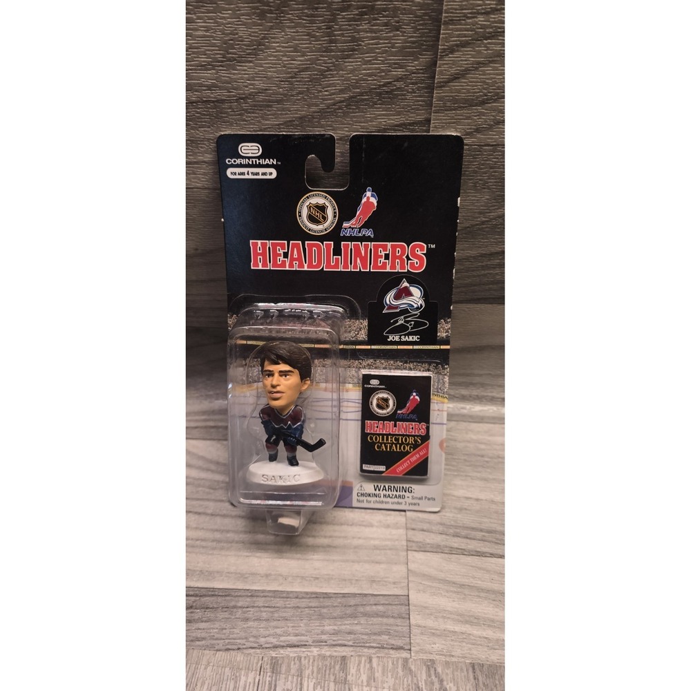 1997 NHL Corinthian Headliners Joe Sakic Colorado Avalanche Figure